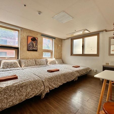 Roi Guesthouse Seoul Exterior photo